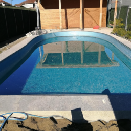 Assemblez votre piscine en un rien de temps avec un kit complet et facile à utiliser Quimperle